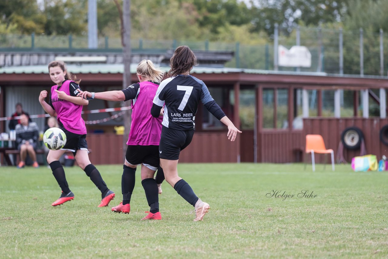 Bild 339 - Frauen Grossenasper SV - SV Steinhorst/Labenz : Ergebnis: 1:3